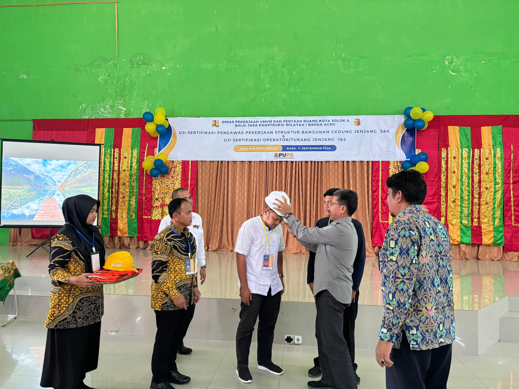 Berita Gambar
